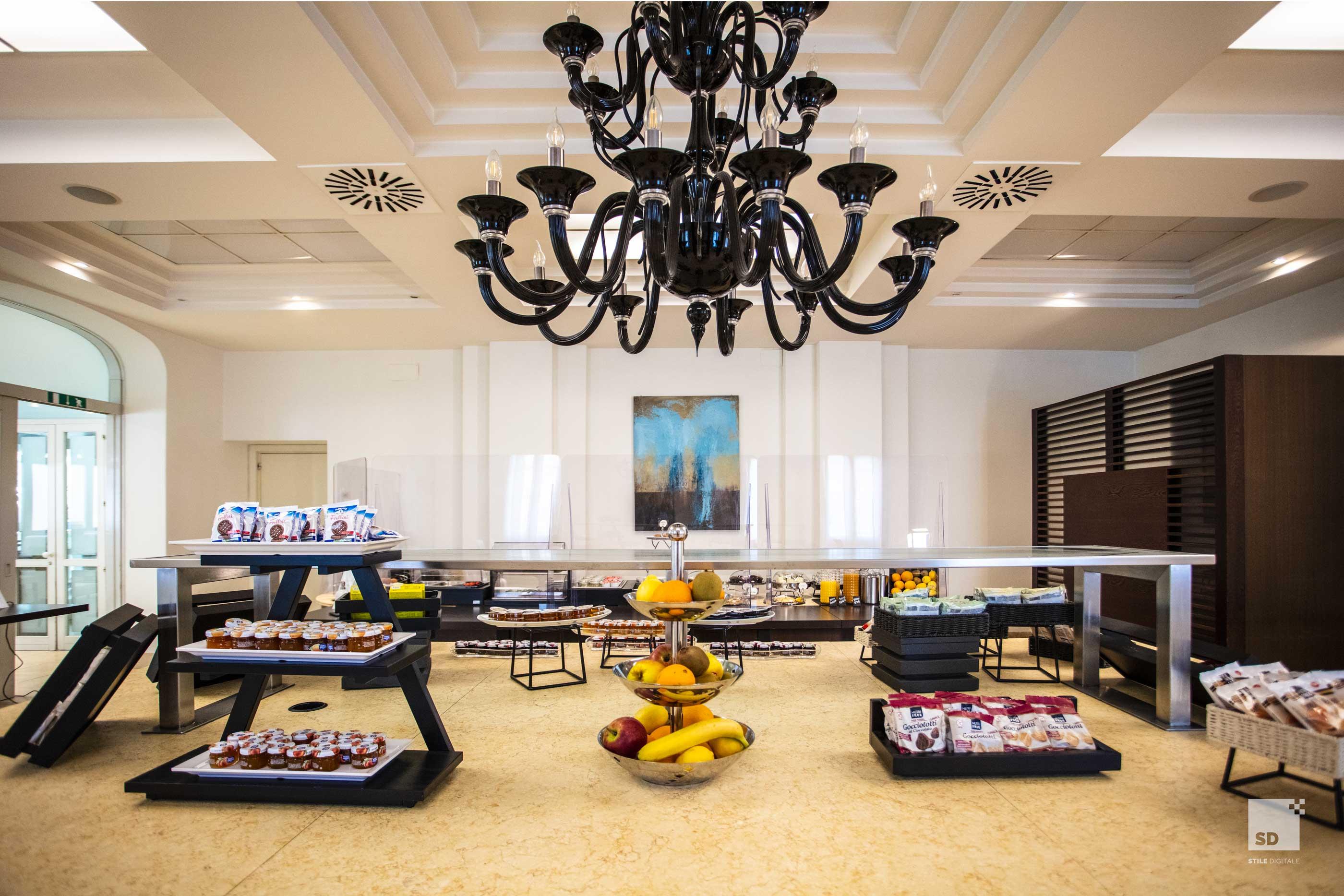 Hotel Regina Elena 57 & Oro Bianco Spa Ріміні Екстер'єр фото