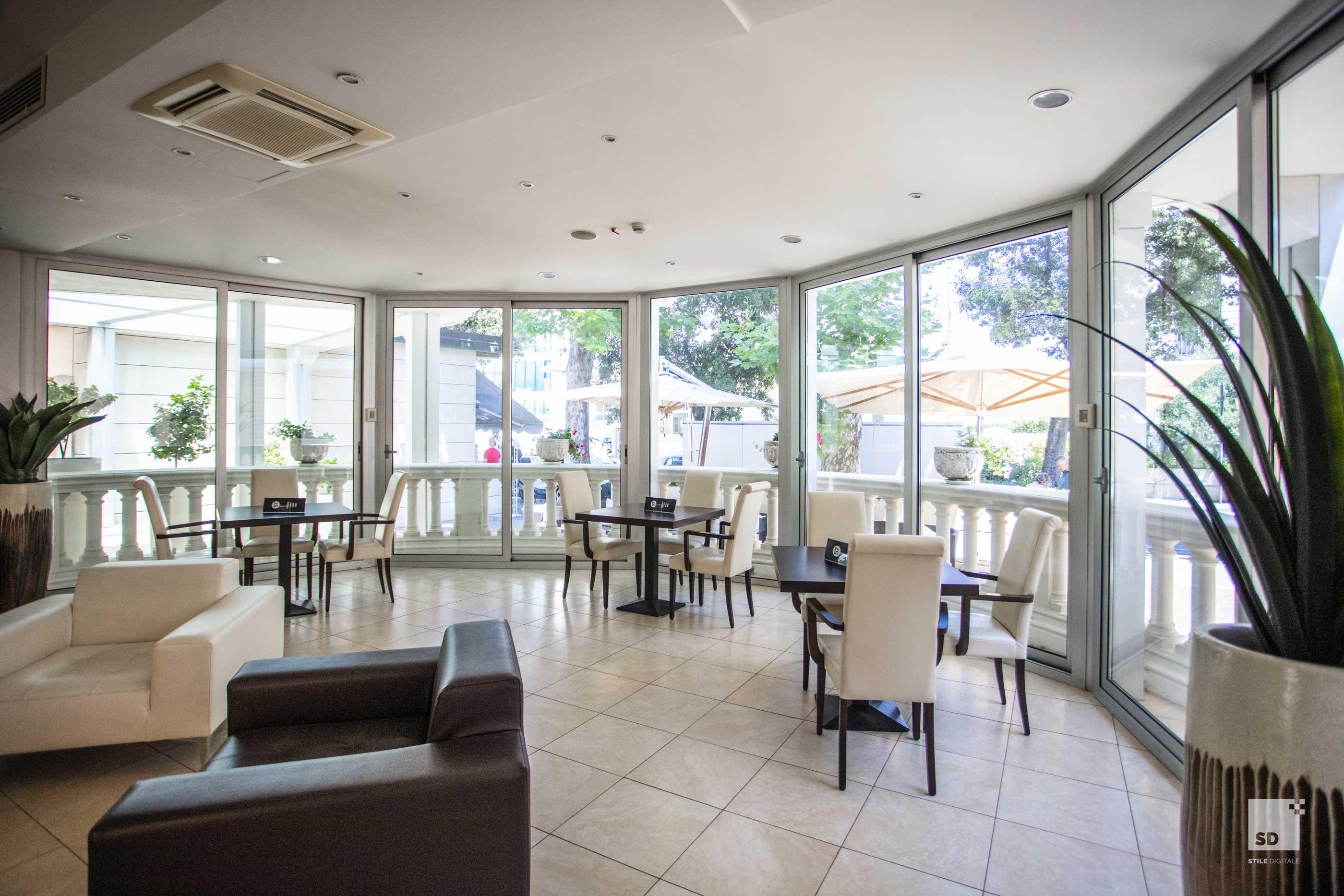Hotel Regina Elena 57 & Oro Bianco Spa Ріміні Екстер'єр фото