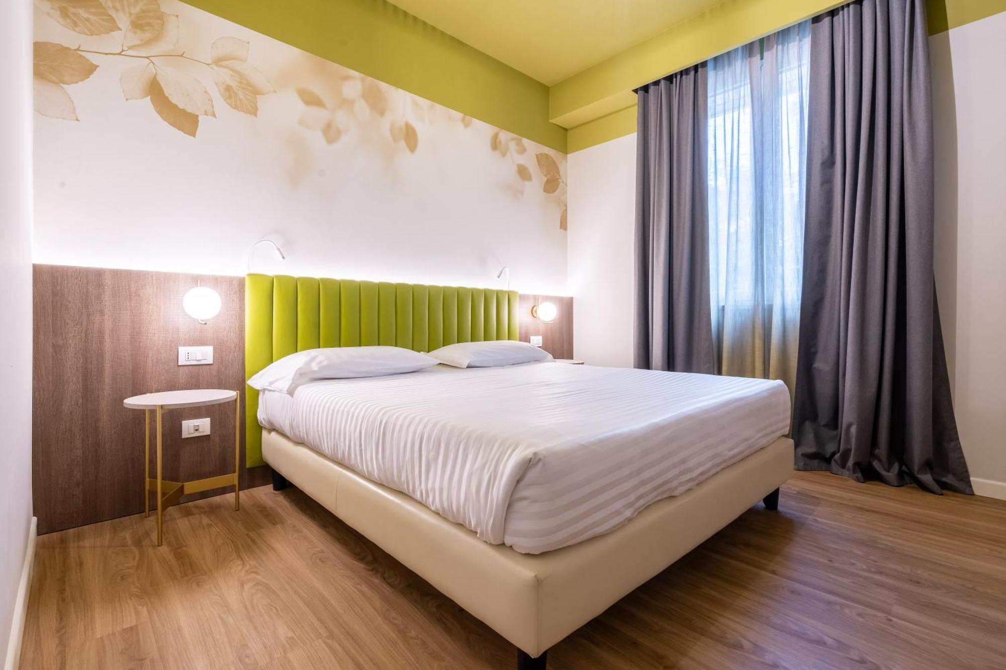 Hotel Regina Elena 57 & Oro Bianco Spa Ріміні Екстер'єр фото