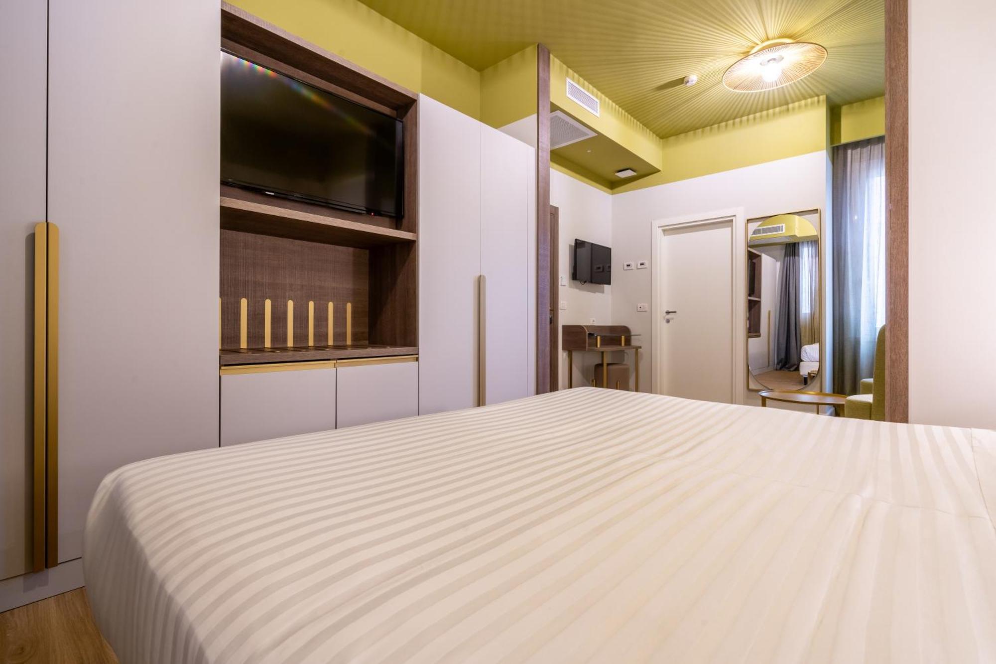 Hotel Regina Elena 57 & Oro Bianco Spa Ріміні Екстер'єр фото
