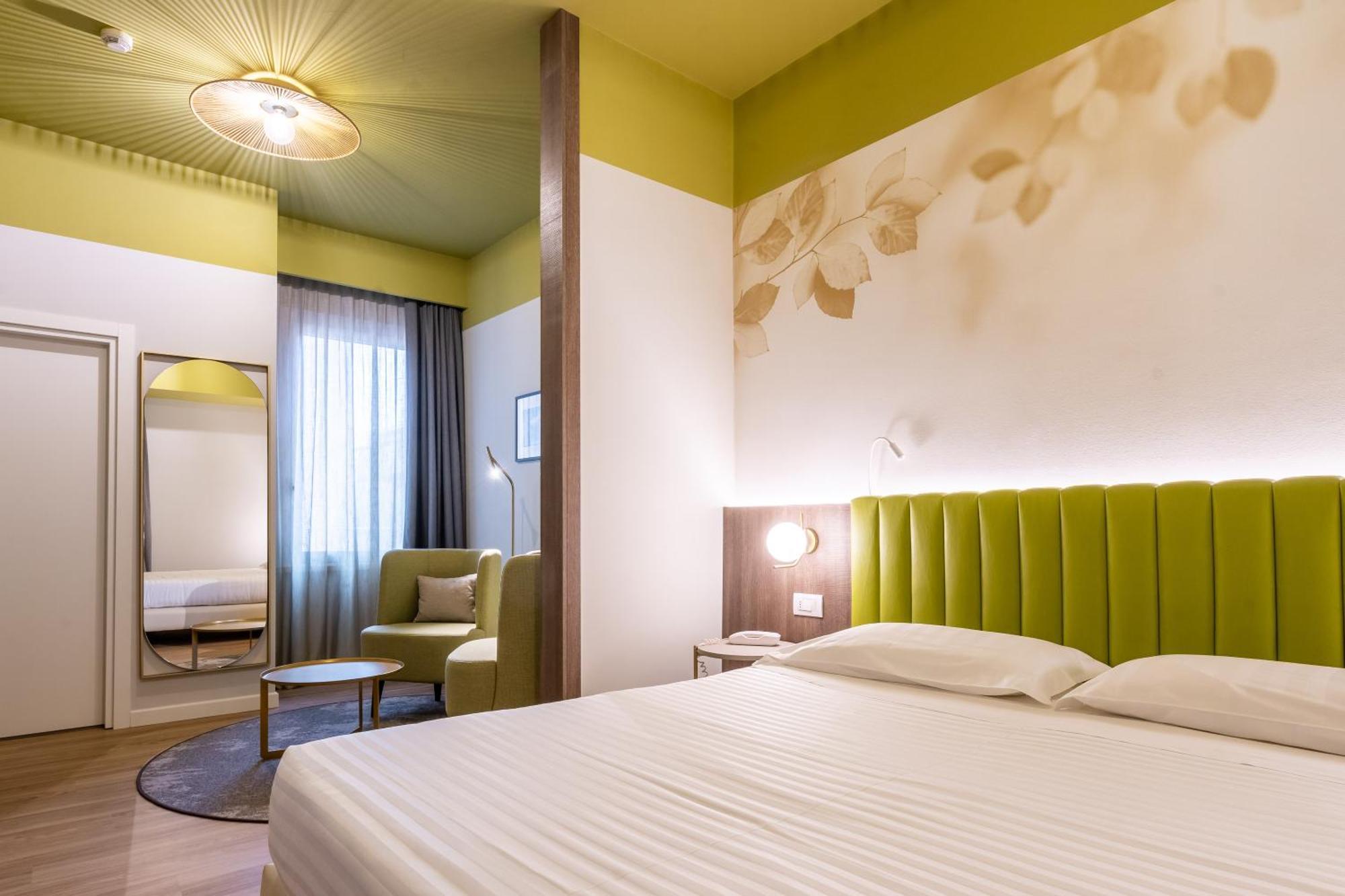 Hotel Regina Elena 57 & Oro Bianco Spa Ріміні Екстер'єр фото